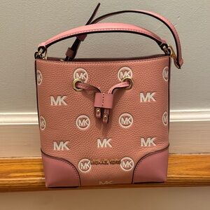 Michael Kors Mercer Primrose Embossed Drawstring Bucket Messenger Bag